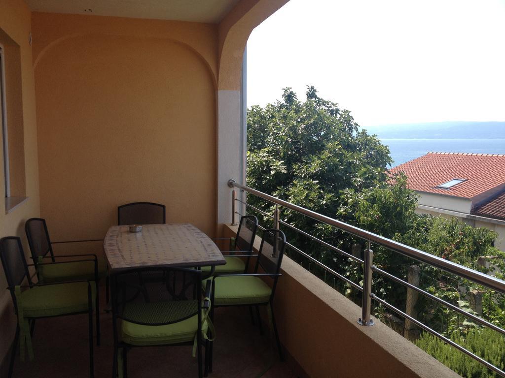 Apartments Max&Leon Podstrana Ruang foto