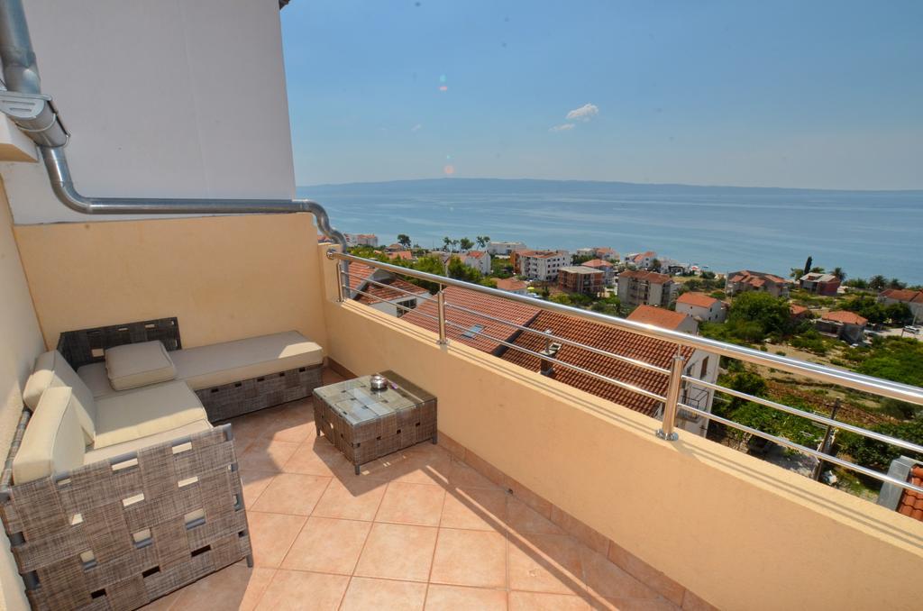 Apartments Max&Leon Podstrana Ruang foto