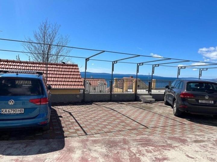 Apartments Max&Leon Podstrana Bagian luar foto