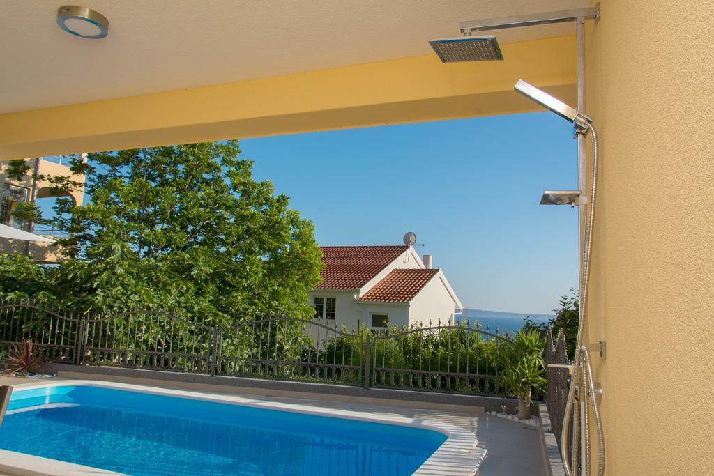 Apartments Max&Leon Podstrana Bagian luar foto