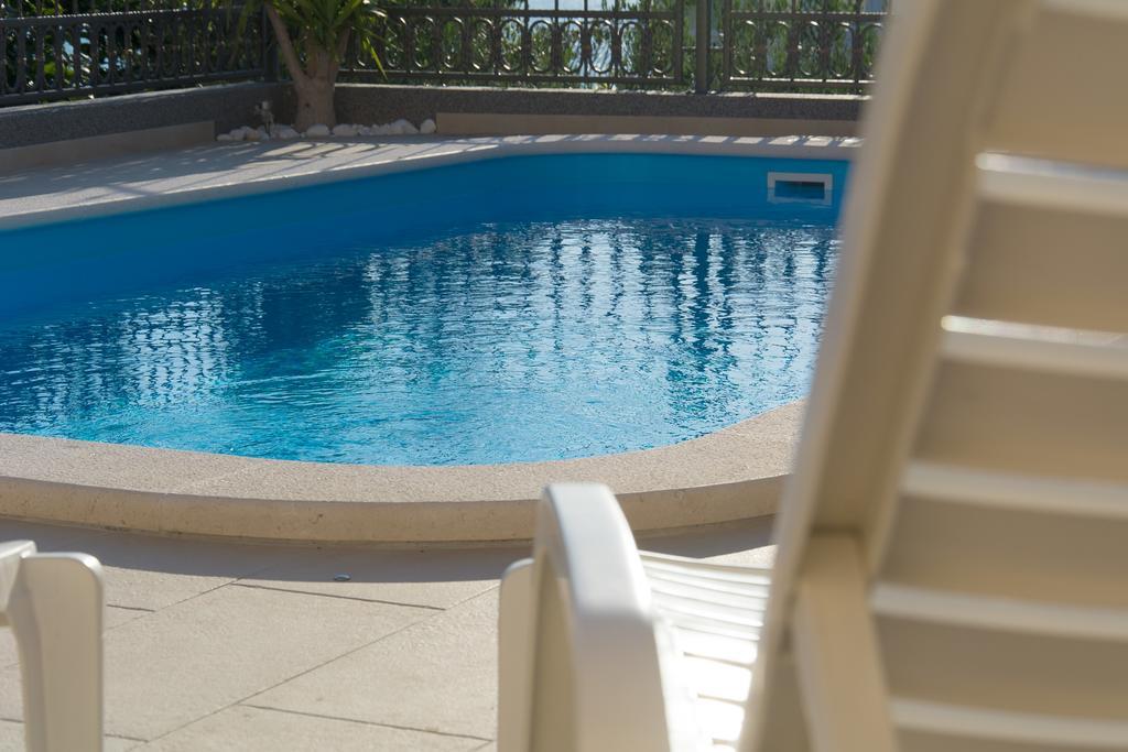 Apartments Max&Leon Podstrana Bagian luar foto
